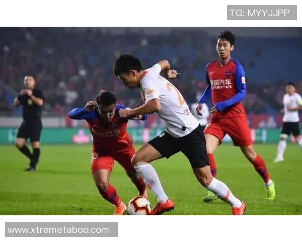 广州篮球队与重庆篮球队赛后复盘分析双方状态及表现亮点