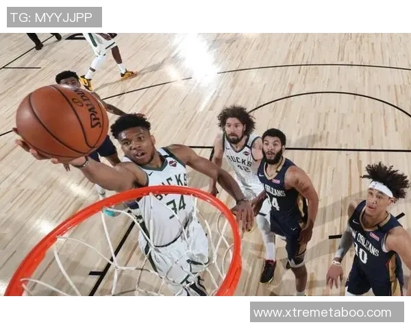 成都篮球队与深圳篮球队赛后复盘分析双方战术意识与表现差异